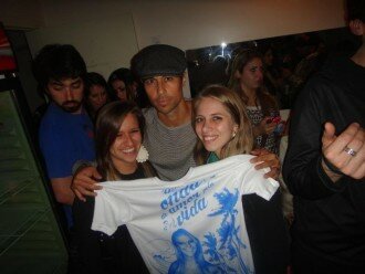 Kaleo Wassman, da banda californiana Pepper (agosto de 2012)